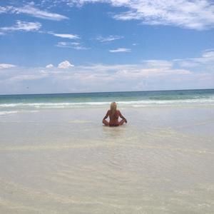 Meet your Posher, Paula